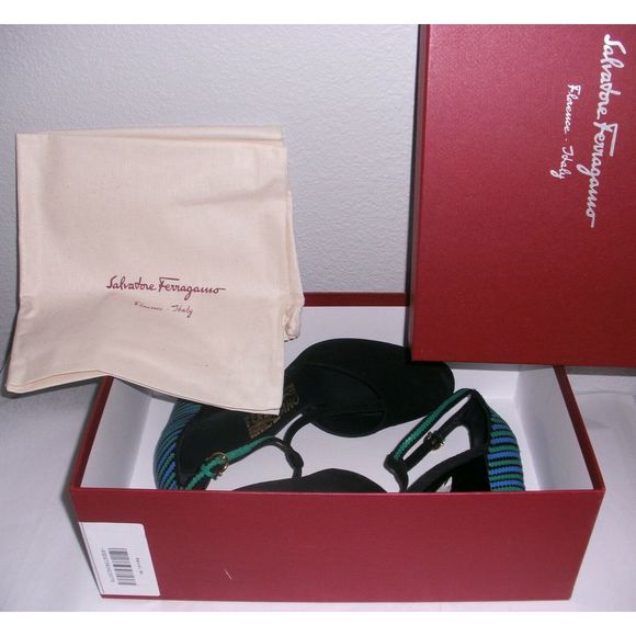 Salvatore Ferragamo Fergie T-Strap Suede Pumps 7.5 - Picture 8 of 12